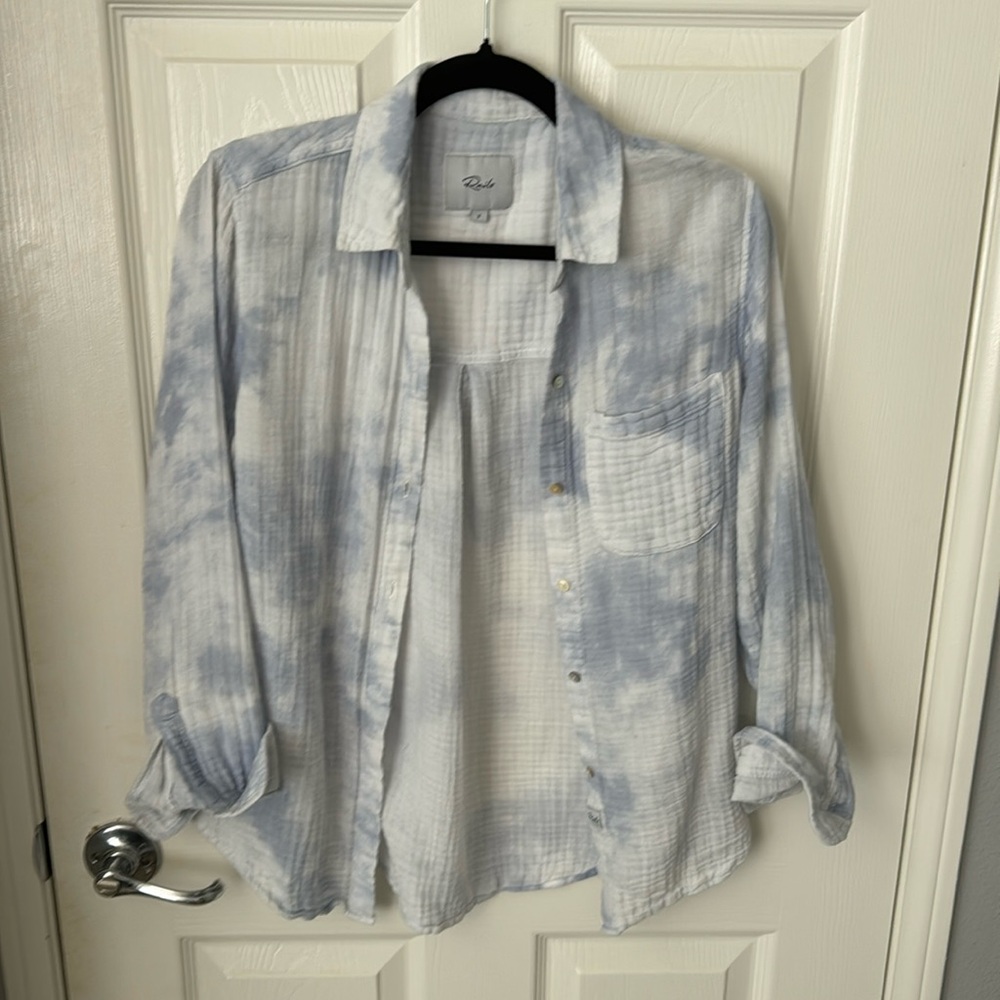 Rails long sleeve button up in blue and white wash size small
